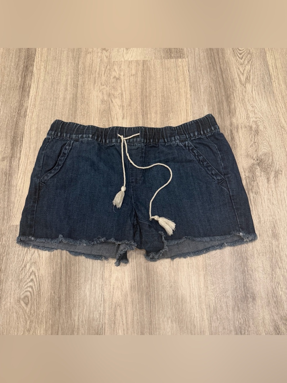 LOFT Linen Blend Drawstring Shorts Size 27/4 Raw Hem Dark Wash